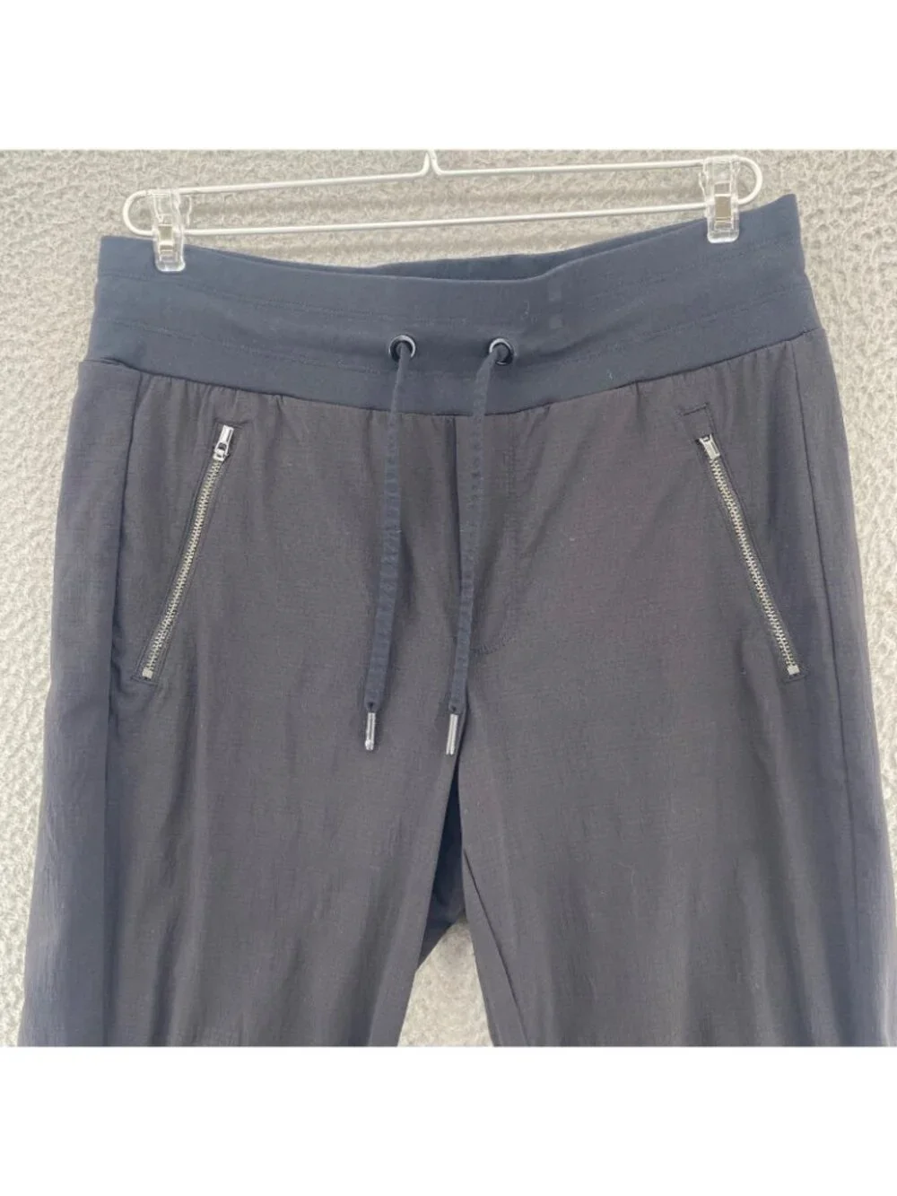 Athleta Pants Womens 8 Black Joggers Cropped Capri Drawstring Stretch Pockets